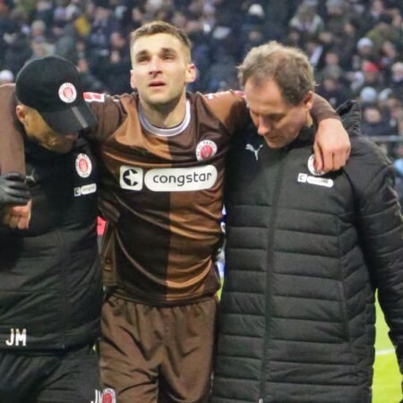 St. Pauli verliert die Punkte, Sands und den Trainer