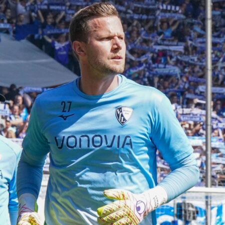 „Guter Typ“: BVB holt Drewes als neue Nummer drei