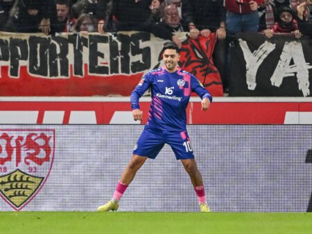 Nicht richtig Amiri entschuldigt sich für Jubel vor VfBKurve KEI Fußball