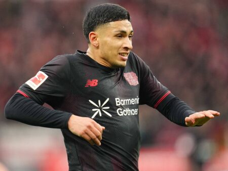 Herber Rückschlag für Leverkusen Fernandez fehlt wohl zwei Monate KEI Fußball