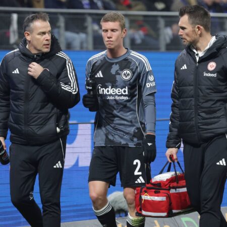 Innenbandverletzung im Knie: Baum fehlt der Eintracht „bis auf Weiteres“