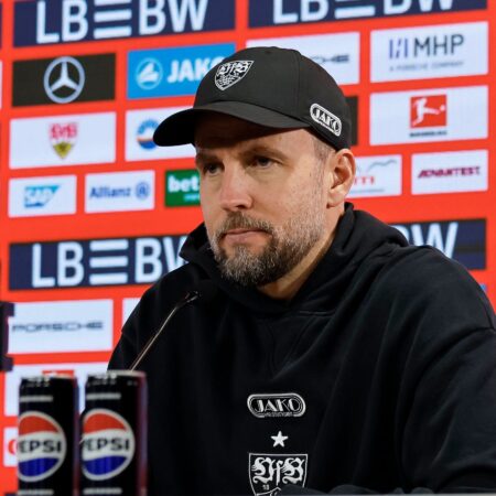 VfB-Trainer Hoeneß verteilt das „Prädikat Topspiel“