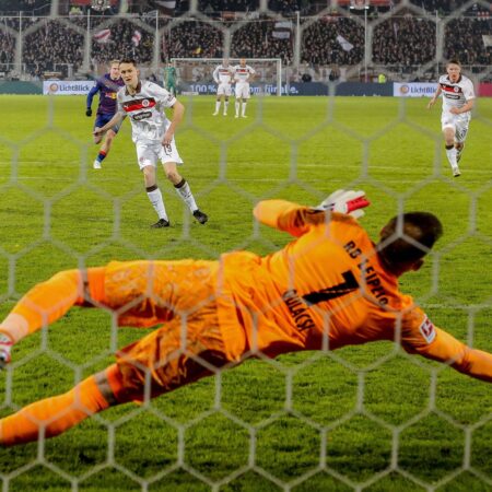 Kaars verblüfft: Seine Elfmeter-Ecke wusste er schon „vor drei, vier Wochen“