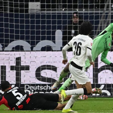 Riera: „Kaua Santos muss den gesamten Strafraum dominieren“