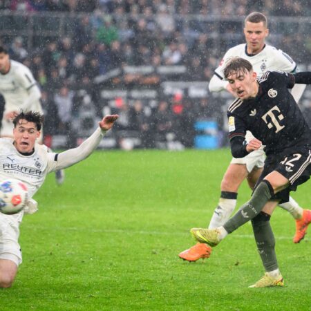 Wer überträgt FC Bayern gegen Gladbach heute live im TV & Stream?