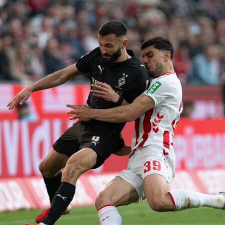 Honorat mit Abschiedsgedanken: So reagiert Schröder