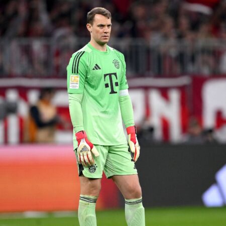 Neuers nächster Muskelfaserriss, die nächste Pause