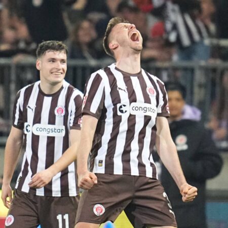 Elfmeter-Szene gegen Köln: Mets ist sich uneinig mit seinen Bossen