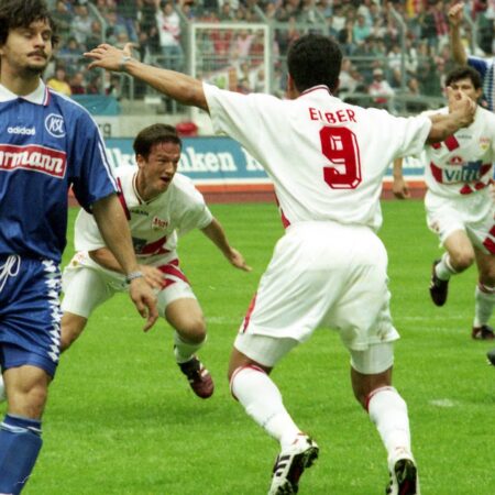 „Immer rüber zu Giovane“: Als der VfB die Doppel-Kanone haarscharf verpasste