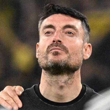 Riera sitzt auch gegen Stuttgart auf der Eintracht-Bank – und dann nie wieder?