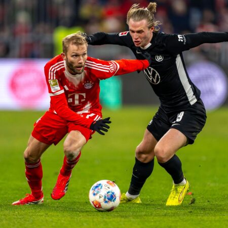 Wer überträgt VfL Wolfsburg gegen Bayern München in Österreich live im TV & Stream?