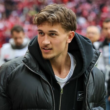 Bayern-Duo vor der Rückkehr – Kompany erklärt Davies-Auswechslung