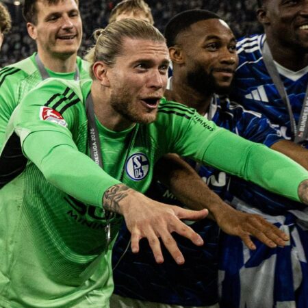 Entscheidung „voller Überzeugung“: Karius verlängert vorzeitig