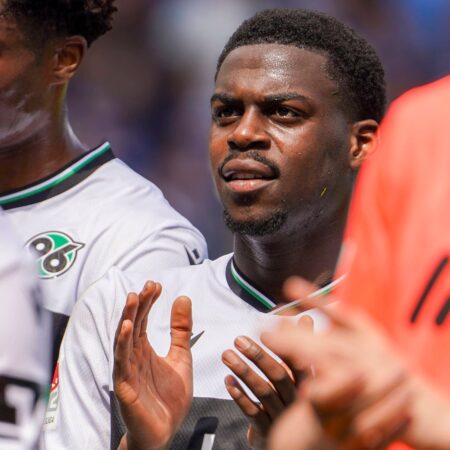 Ein „ehrliches Gespräch“ mit Kompany und ein Hauch von Kanté: Aseko stellt sich vor