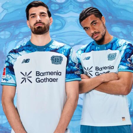 Mit Bezug zur Bayer AG: Leverkusen präsentiert neues Auswärtstrikot