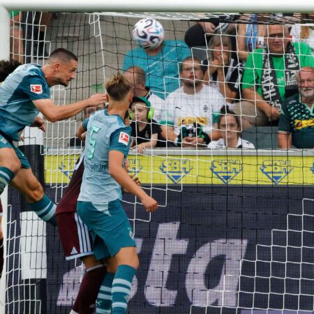 Doppelpack gegen Aston Villa: Gladbachs Kleindienst vor der Punktlandung