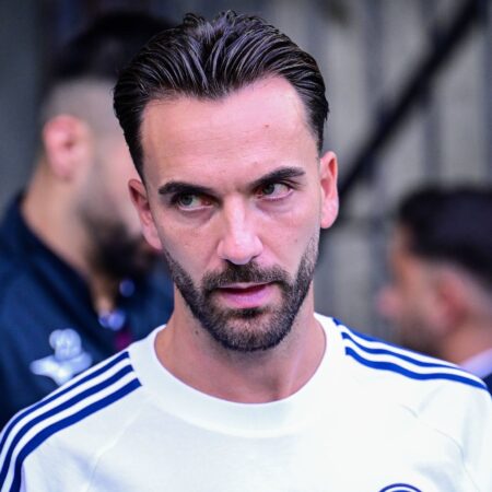 „Noch bis Samstag Zeit“: Schalke bangt vor Bayern weiter um Karaman