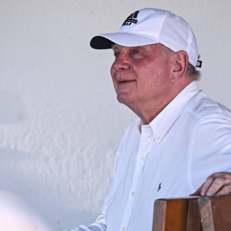 „Eigenbrötlerdasein“ abgelegt: Hoeneß erklärt die Wende bei Eberl